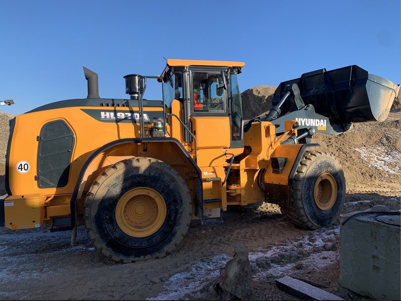 French Connection - Poullard takes delivery of its first HL970A Wheel Loader